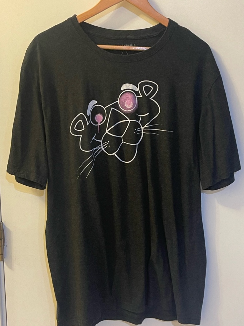 Eleven Paris dark grey tee with Pink Panther style graphic size XXL
